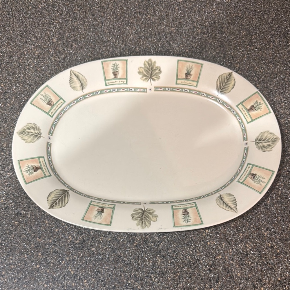 Pfaltzgraff Cream and Green Serveware Oval Platter